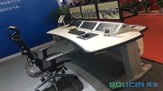 操作臺的的內部構成是什么?